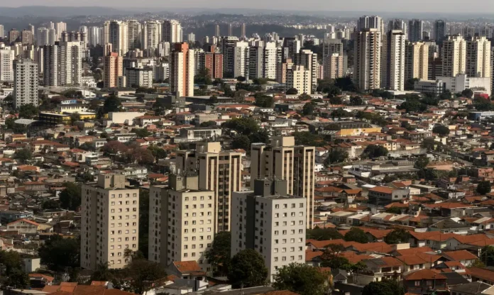Nova ferramenta permite pesquisar vínculos de pessoas com imóveis no Brasil